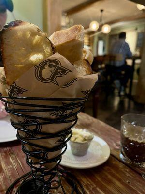 Pence farm bread basket