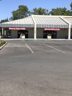 MM pizza-major tenant