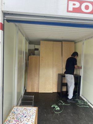 Yunos Moving Service