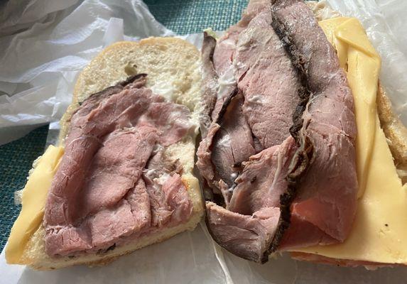 An Americano, roast beef, lettuce, tomato, jalapeño and mayo paid $9, regret it after one bite.