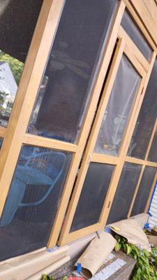 Helping hands handyman service