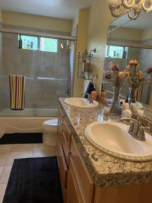 Nicole Cleaning Service