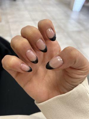 Crooked black tips, the pinky is so off and scratched. Terrible job for a easy tip nail
