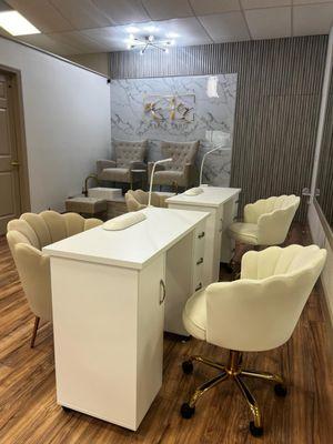 CL Beauty Bar and Shop