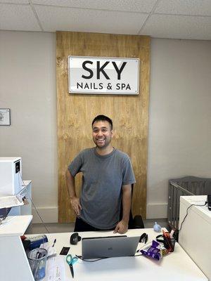 Sky Nails & Spa