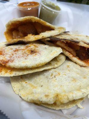 Y las gorditas deliciosas
