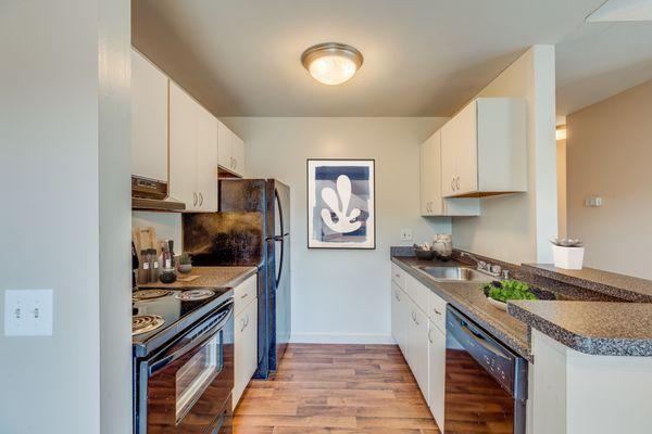 The Lakes Apartments
