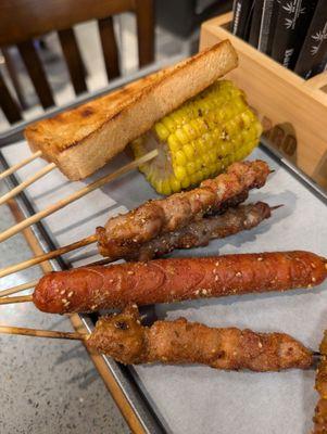 烤玉米,火腿肠,羊肉,鸡肉