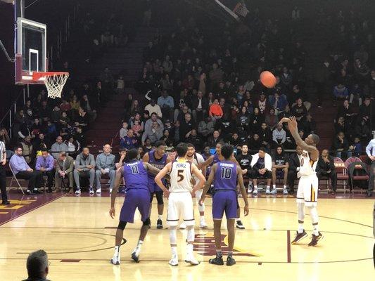 Iona University