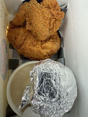 2-piece chicken with side and biscuit