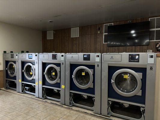 Sunshine Laundry & Dry Cleaning Svc