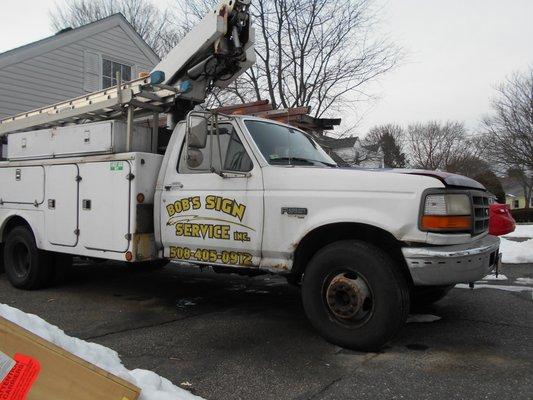 Bob's sign service