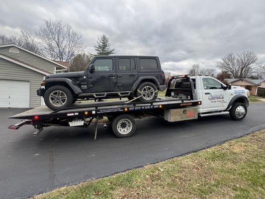 Johns Towing