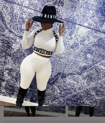 Check out this fabulous outfit @Elladandco.com