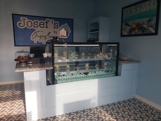 Display case (only one)