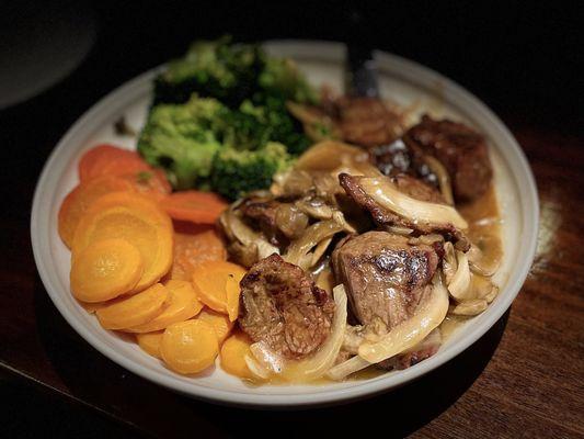 Jakes Steak Tips Marsala