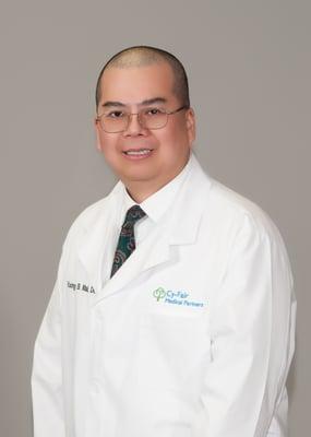 Vuong Mai, MD