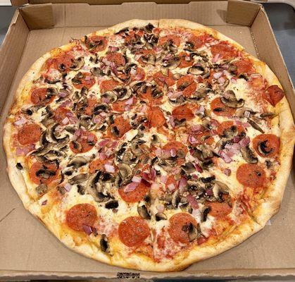 Pepperoni, mushrooms, red onion