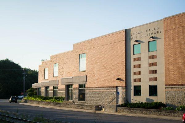 Cedar Falls Public Library