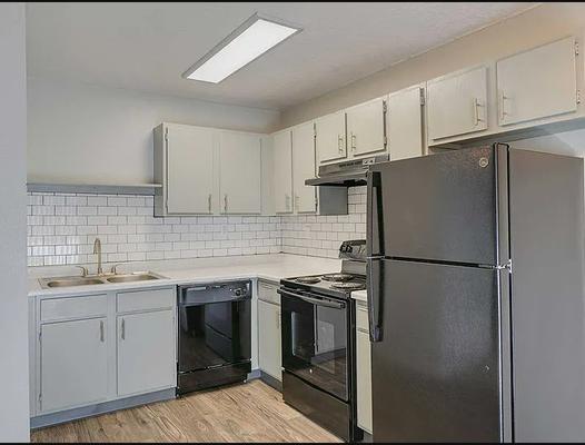 Peaks at Los Ranchos