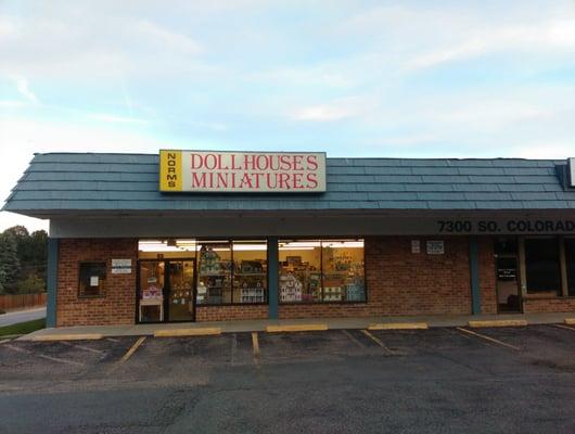 Closes at 6pm. Got here at 6:04pm. Oh well.