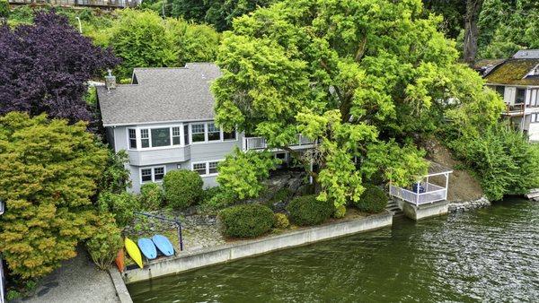 Kathy 'kt' Thompson - REMAX