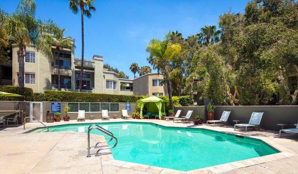 THE HILLCRESTE APARTMENTS HOMES