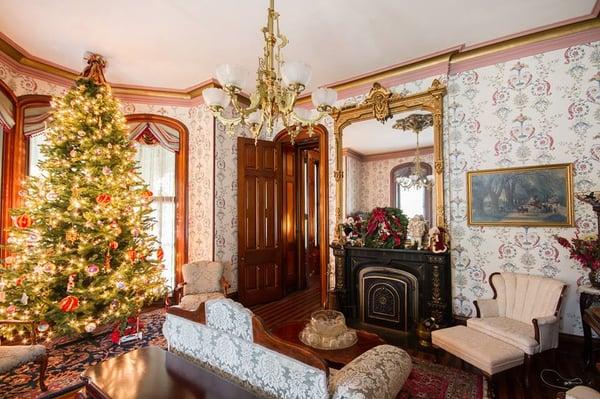 Overlook Mansion Bed and Breakfast