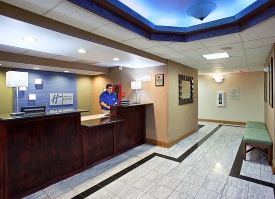 Holiday Inn Express & Suites St. Clairsville