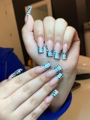 Instagram @blackpines.studio