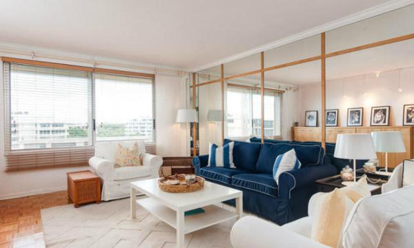 Beautiful 1 Bedroom,1 Bath and 1/2 Bath at the full service Ocean Towers. Great amenities and views of the ocean.