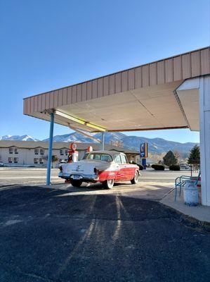 Circle R Motel