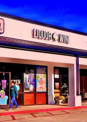 Cotton Exchange Liquor & Wine la vie en rose OuiOui.