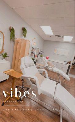 The signage and vibes