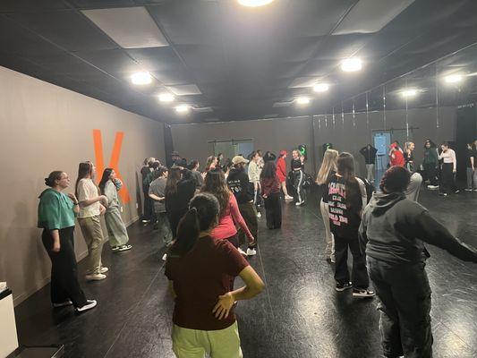 Olivia's beginner Wednesday class at 7:45 pm