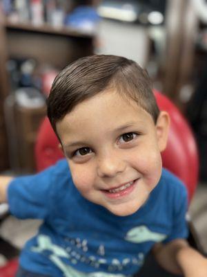 Kutzbyakira Barbershop