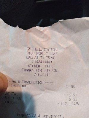 I gave the guy, in the green hat, $40 so I could fill up. I only got $27.42 worth of gas.