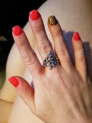 Sandy Nails