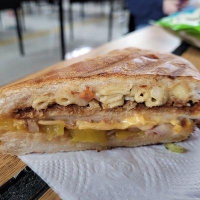 Country sweet was really good n creamy n the added zest of banana peppers.