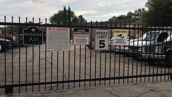 Bellaire Silk Apartments