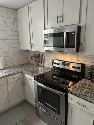 A spotless kitchen is just a call away! Our professional cleaning services ensure your kitchen stays sparkling clean and organized.