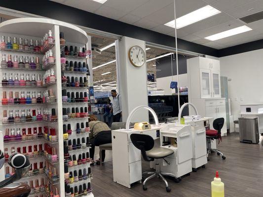 There's crappy OLD ASS nail polish that needs to be THROWN away. Smdh