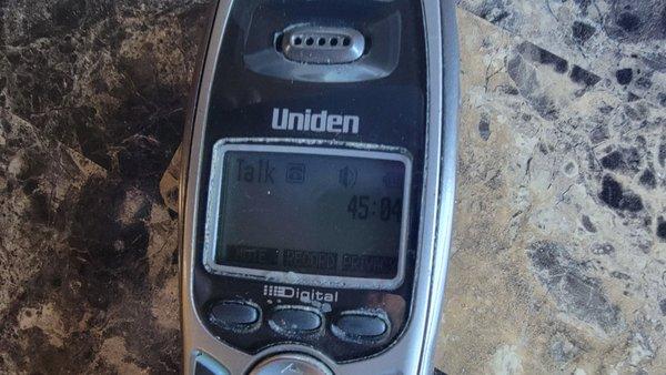 I tried for days to get them to answer.... never happened. After 45 minutes hearing it ring u get disconnected.