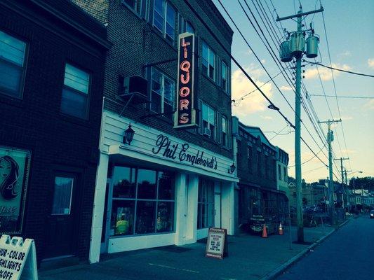 Englebardt's Wine & Liquor