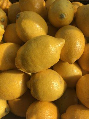 Tee & J’s Open Market