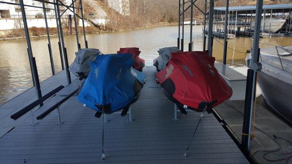 Boat Lift Marine Center