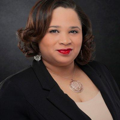 Candace Gilbert Real Estate Agent