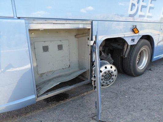 Flat tyre 04/17 Flixbus from Phoenix to Flagstaff