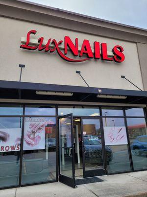 Lux Nails in Princeton, W.Wa.