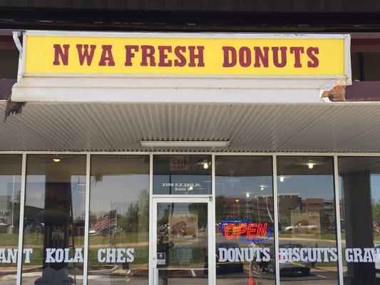 Daylight Donuts
